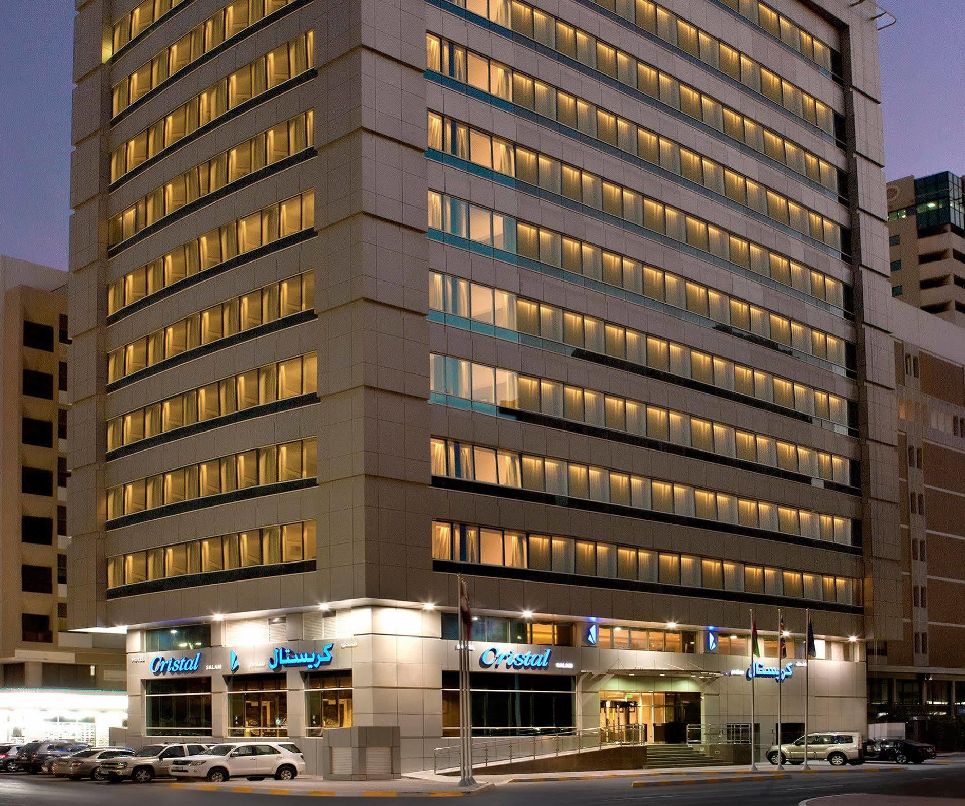מלון Ramada Downtown אבו דאבי מראה חיצוני תמונה